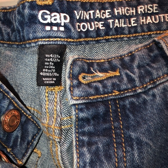 Jeans - Picture 2 of 4